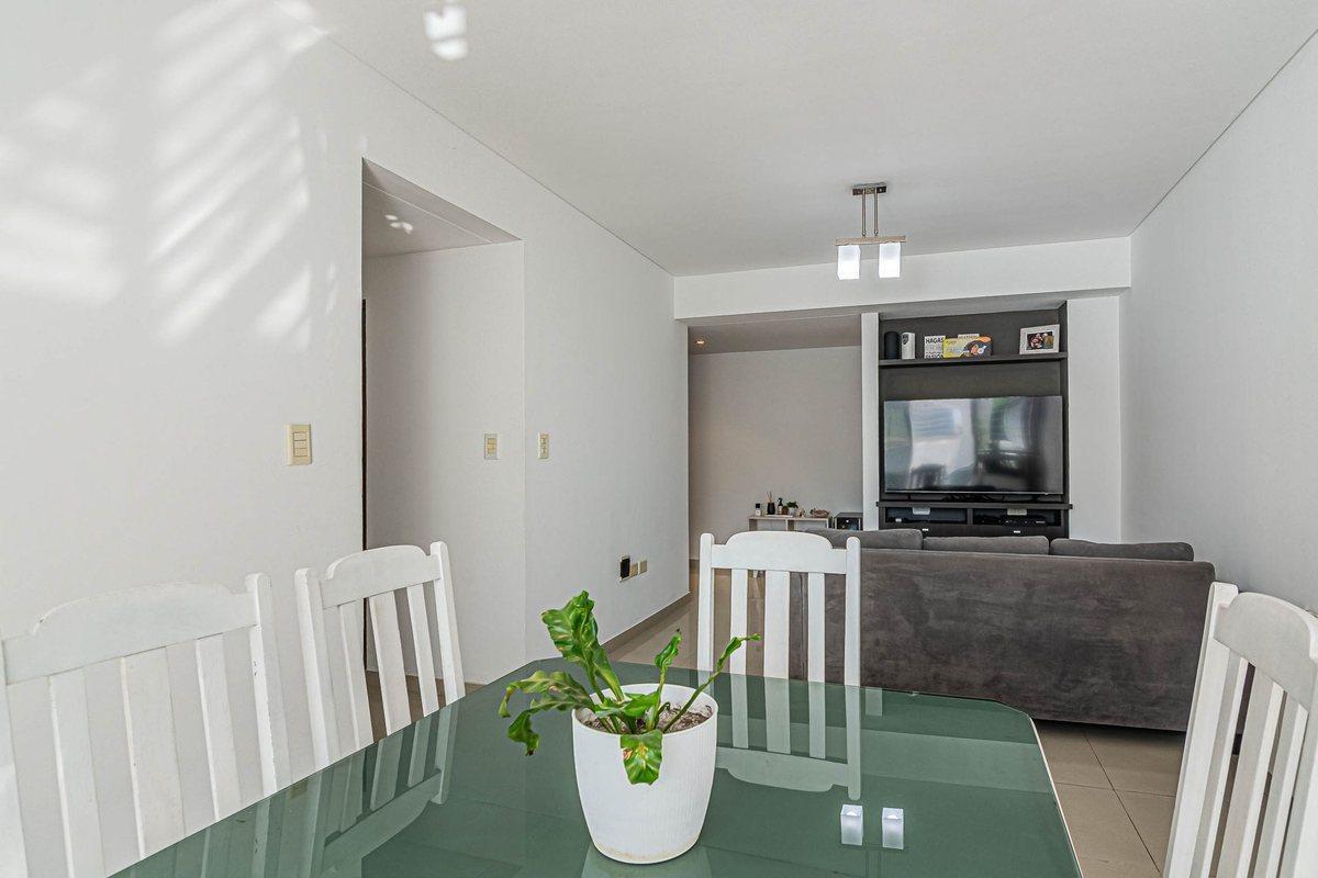 Foto de Departamento venta La Plata 2 dormitorios cochera, imagen 1