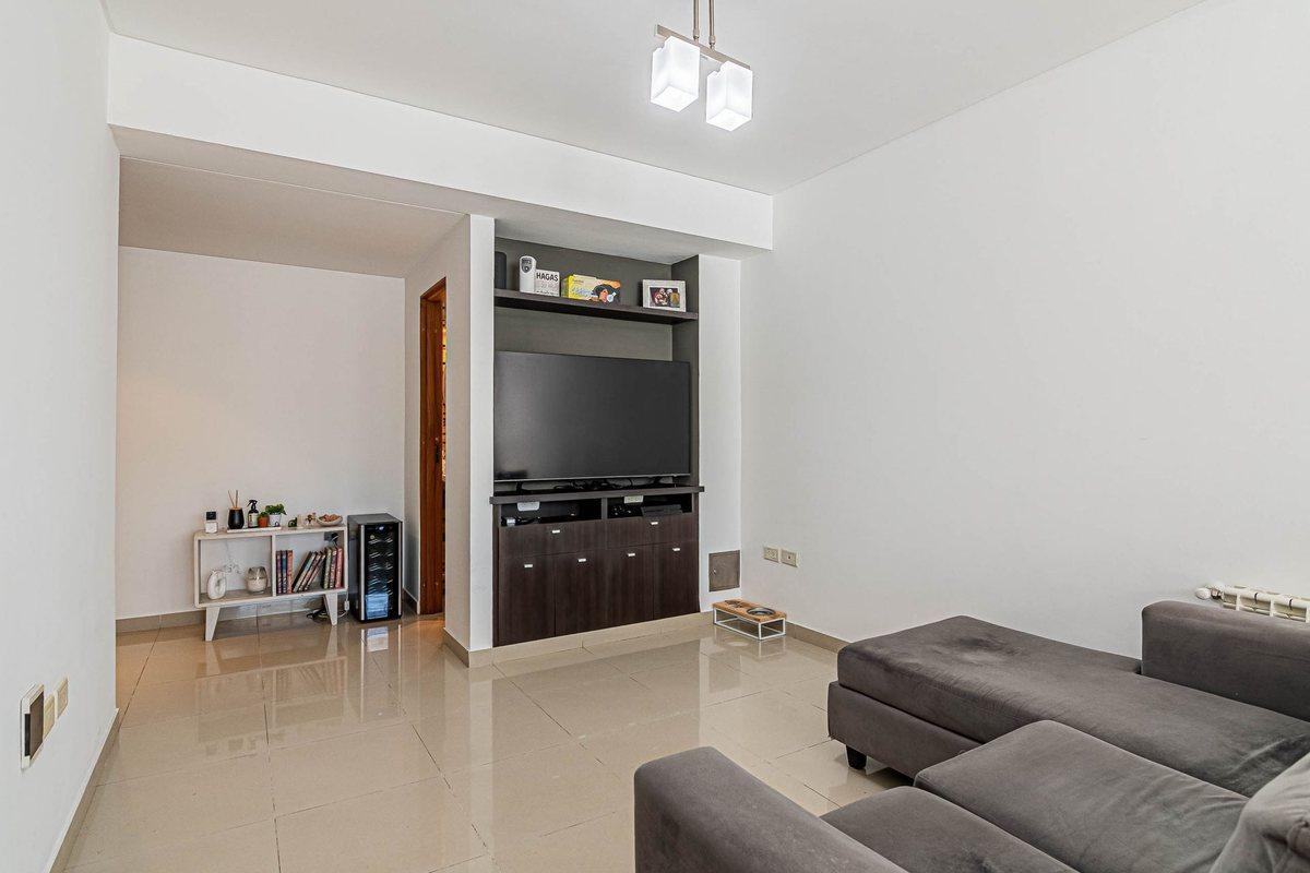 Foto de Departamento venta La Plata 2 dormitorios cochera, imagen 5