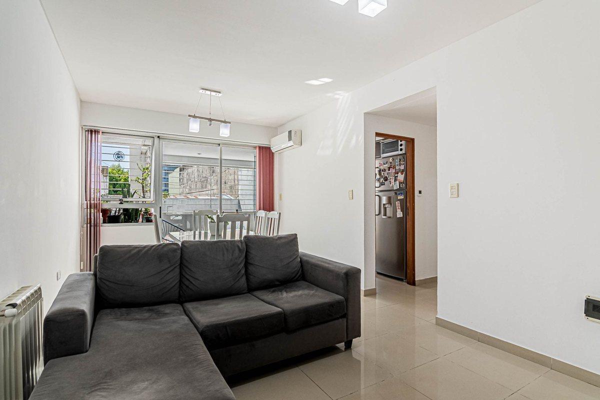 Foto de Departamento venta La Plata 2 dormitorios cochera, imagen 4