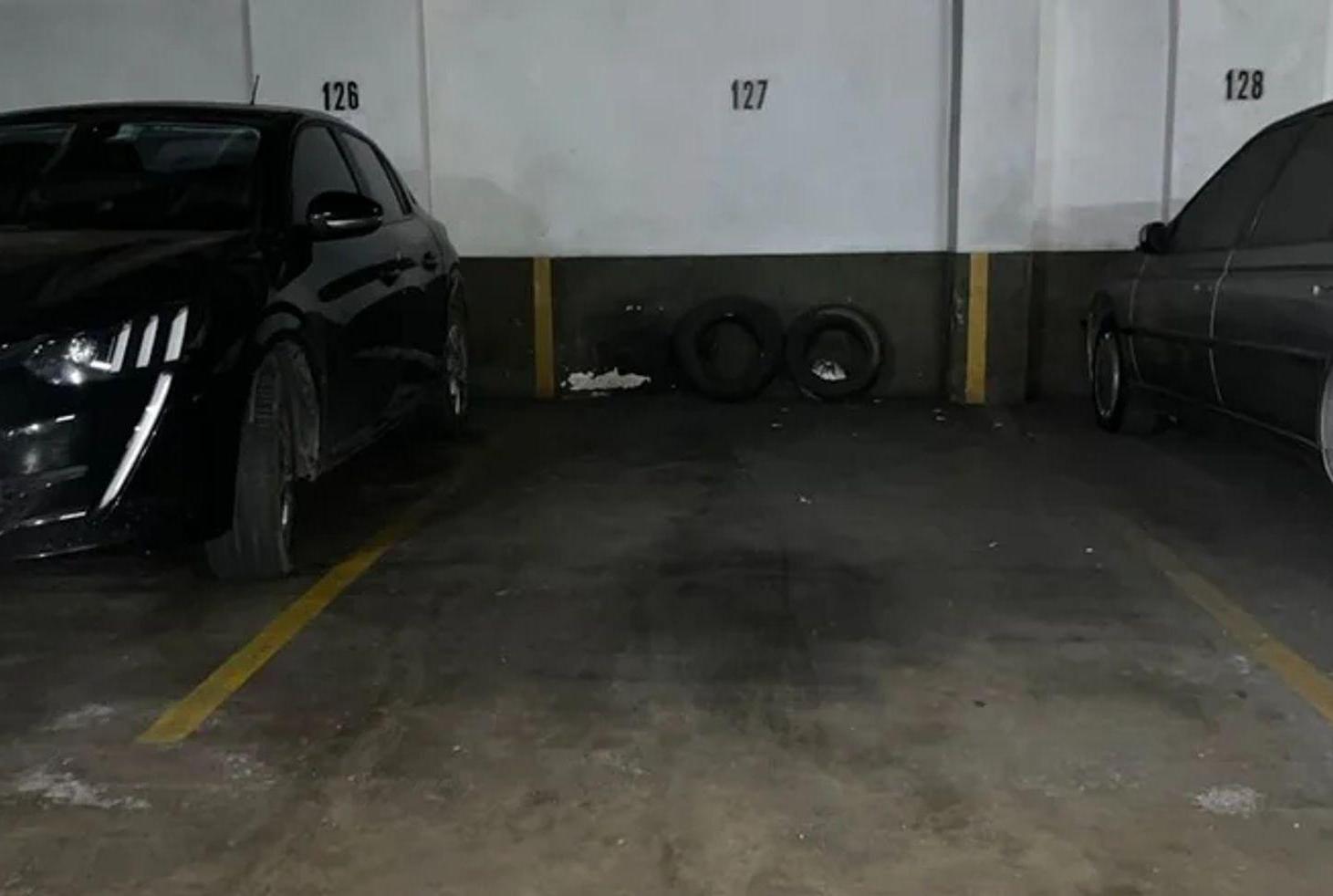 Foto de COCHERA EN VENTA LA PLATA CENTRO, imagen 1