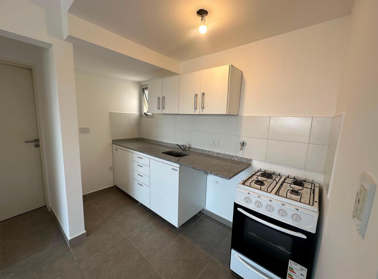 Foto de DEPARTAMENTO EN VENTA EN LA PLATA 1 DORMITORIO, imagen 3