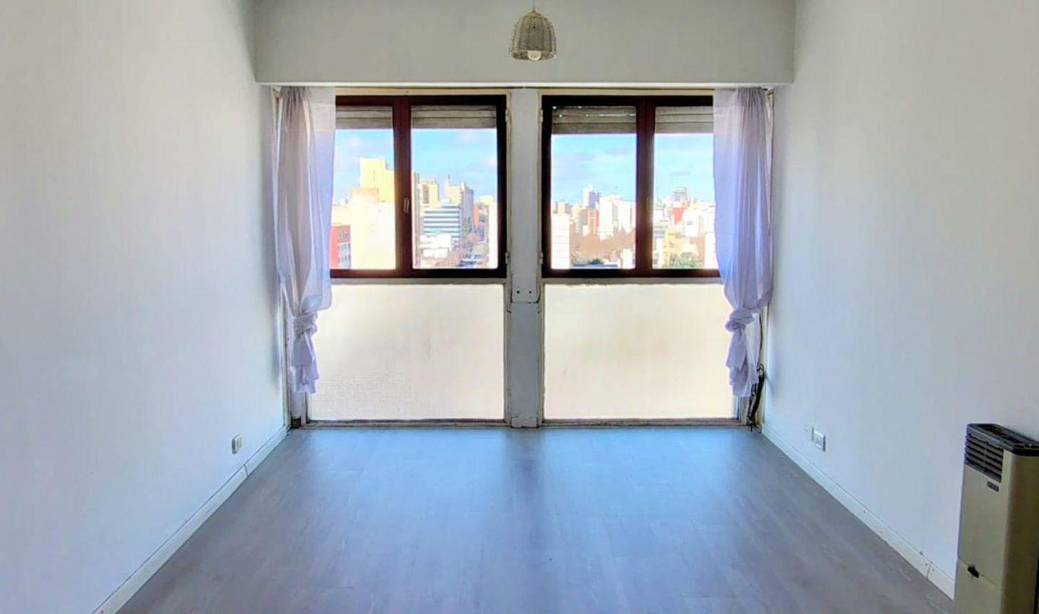 Foto de DEPARTAMENTO VENTA LA PLATA 1 DORMITORIO AP. BANCO, imagen 1