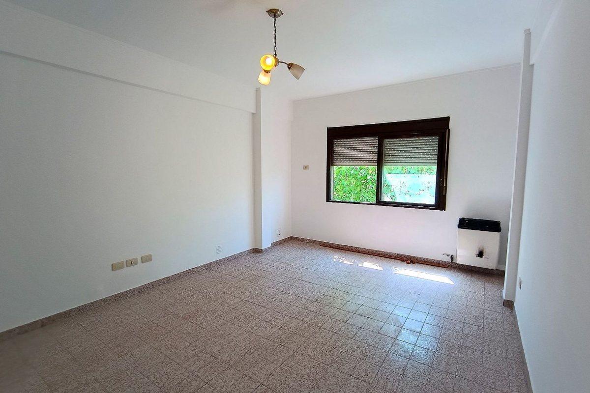 Foto de DEPARTAMENTO VENTA LA PLATA 1 DORMITORIO, imagen 4