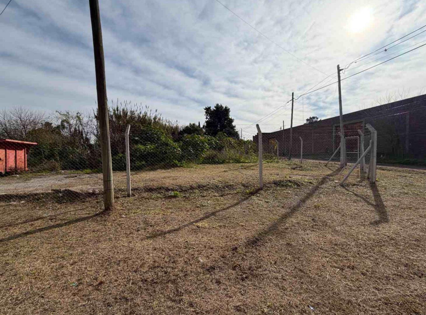 Foto de LOTE EN VENTA FLORENCIO VARELA ZEBALLOS, imagen 2