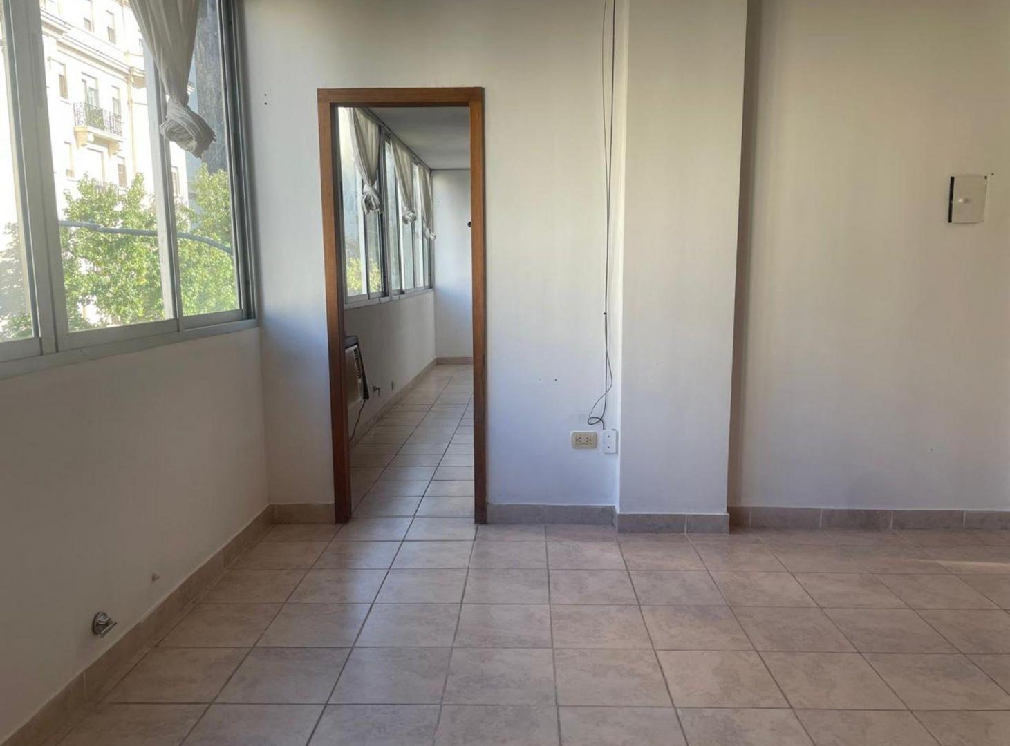 Foto de OFICINA EN VENTA LA PLATA, imagen 4