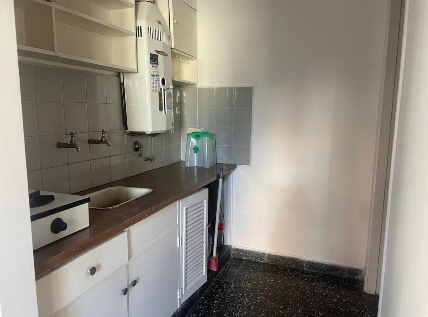 Foto de OFICINA EN VENTA LA PLATA, imagen 1