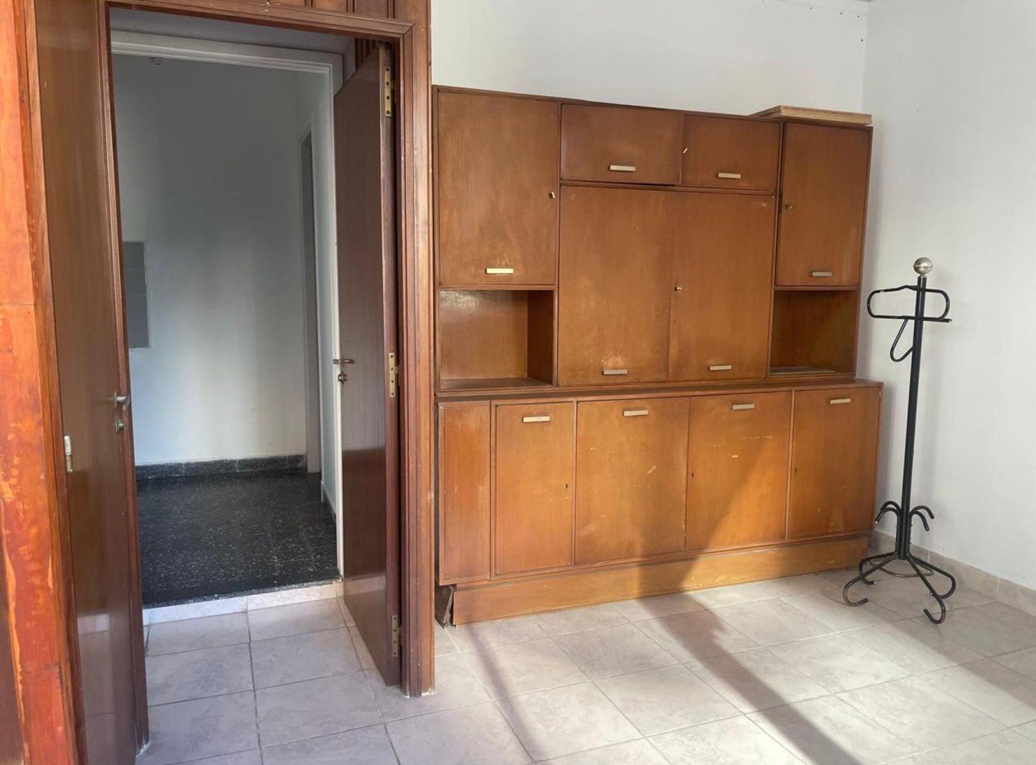 Foto de OFICINA EN VENTA LA PLATA, imagen 2