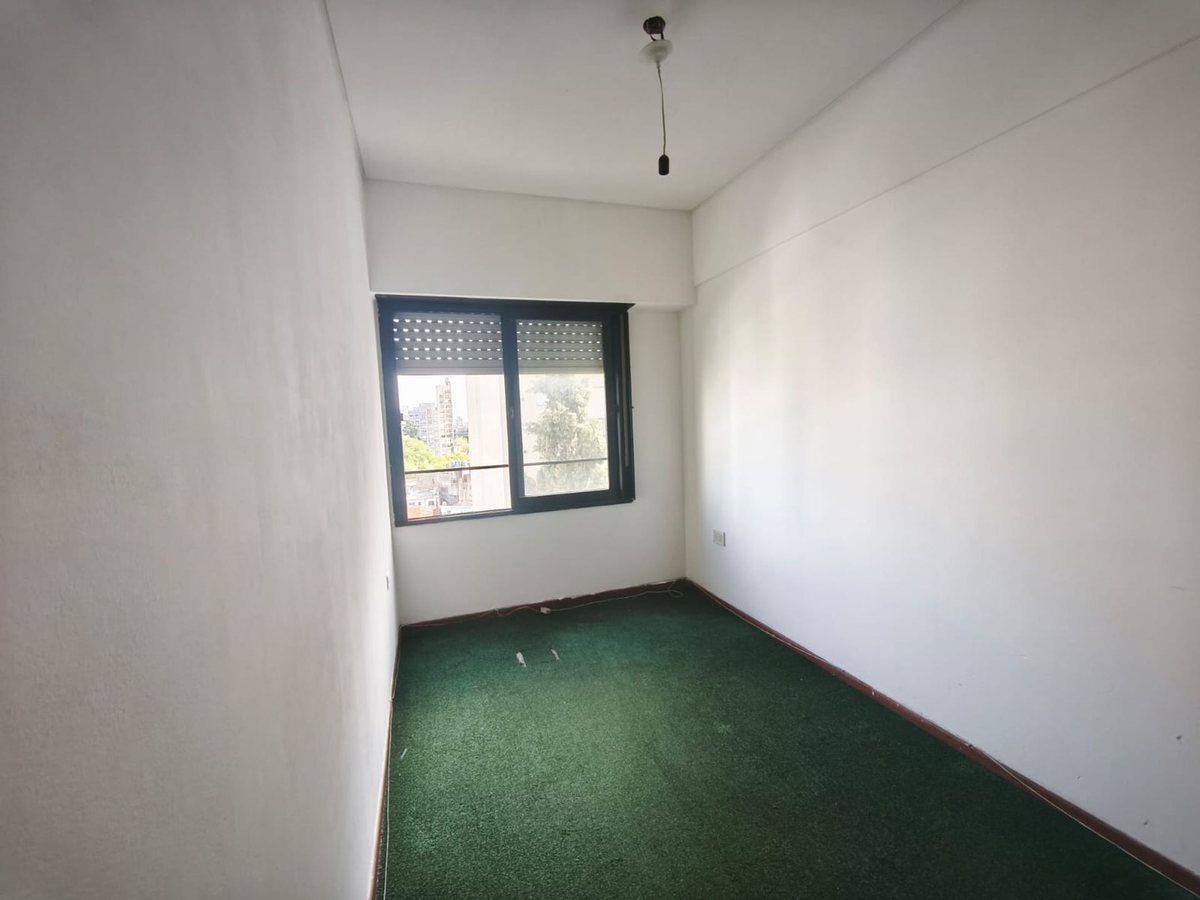 Foto de DEPARTAMENTO ALQUILER LA PLATA EN PLAZA ITALIA, imagen 1