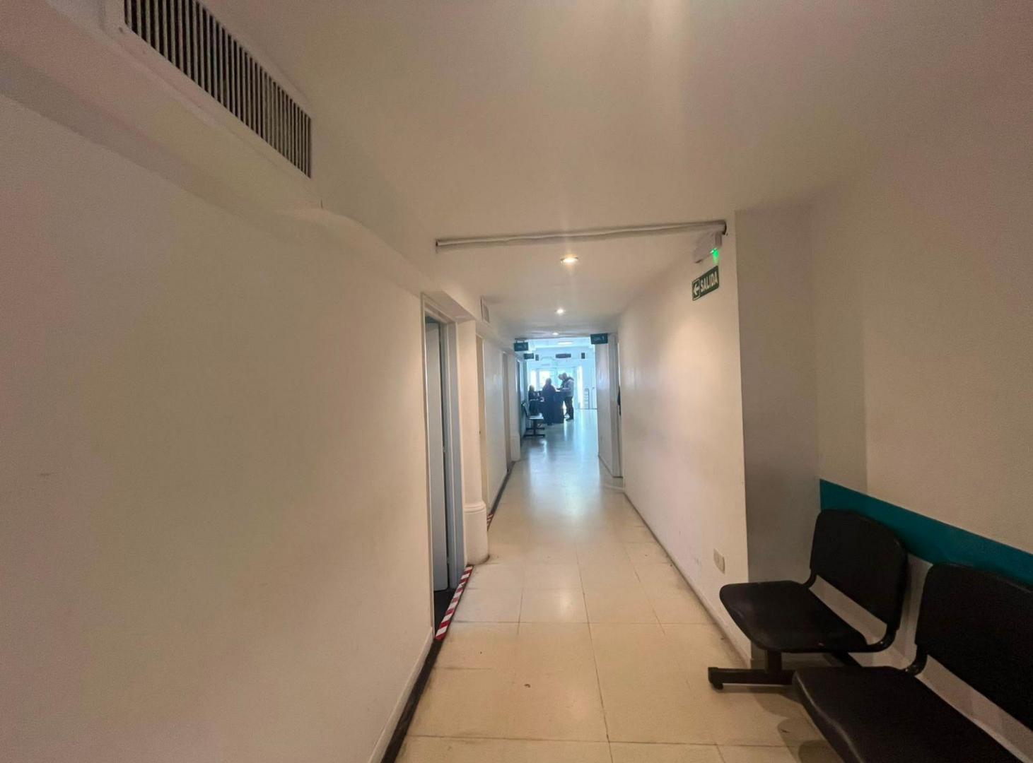 Foto de LOCAL EN VENTA LA PLATA, imagen 1