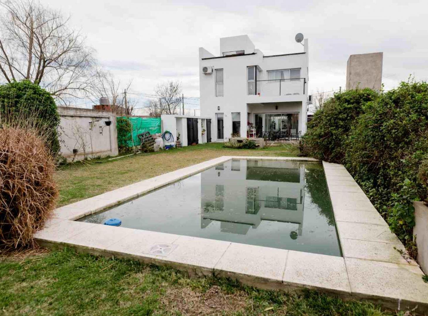 Foto de Casa en venta Gonnet 2 dormitorios con escritorio, imagen 1