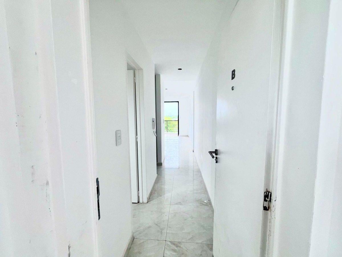 Foto de MONOAMBIENTE EN VENTA LA PLATA A ESTRENAR, imagen 2