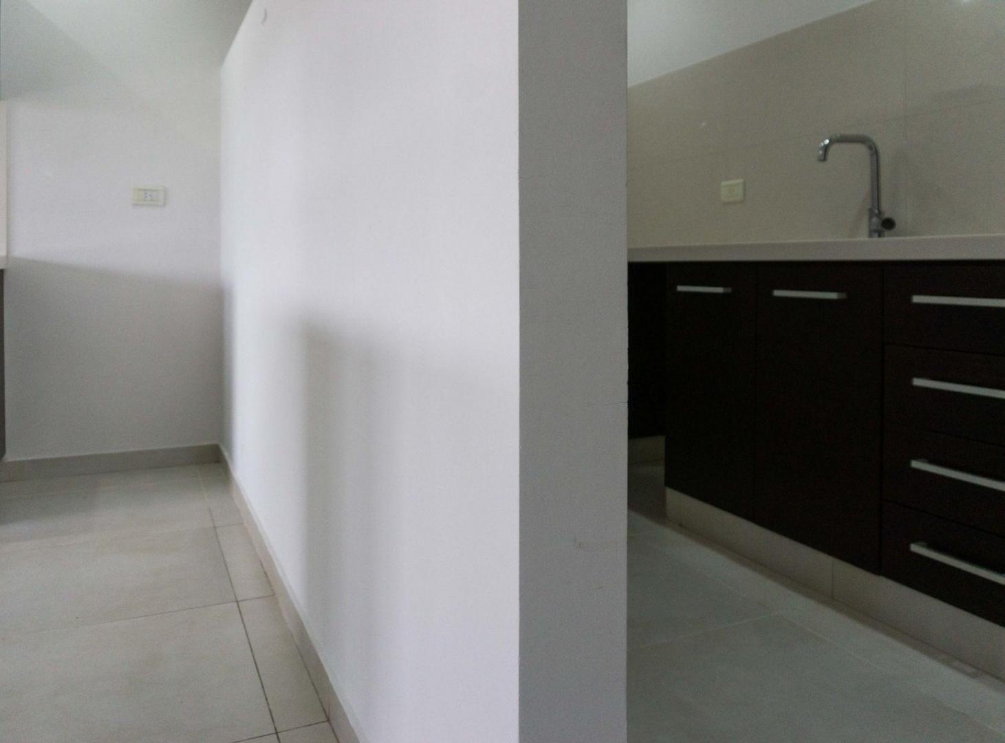 Foto de DEPARTAMENTO EN VENTA LA PLATA COCHERA, imagen 2