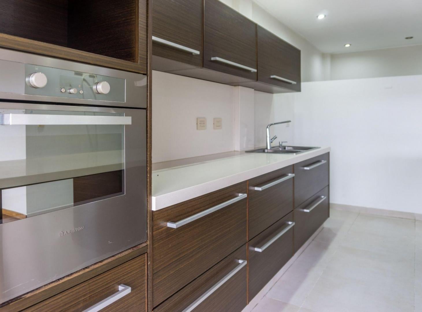 Foto de DEPARTAMENTO EN VENTA LA PLATA COCHERA, imagen 5