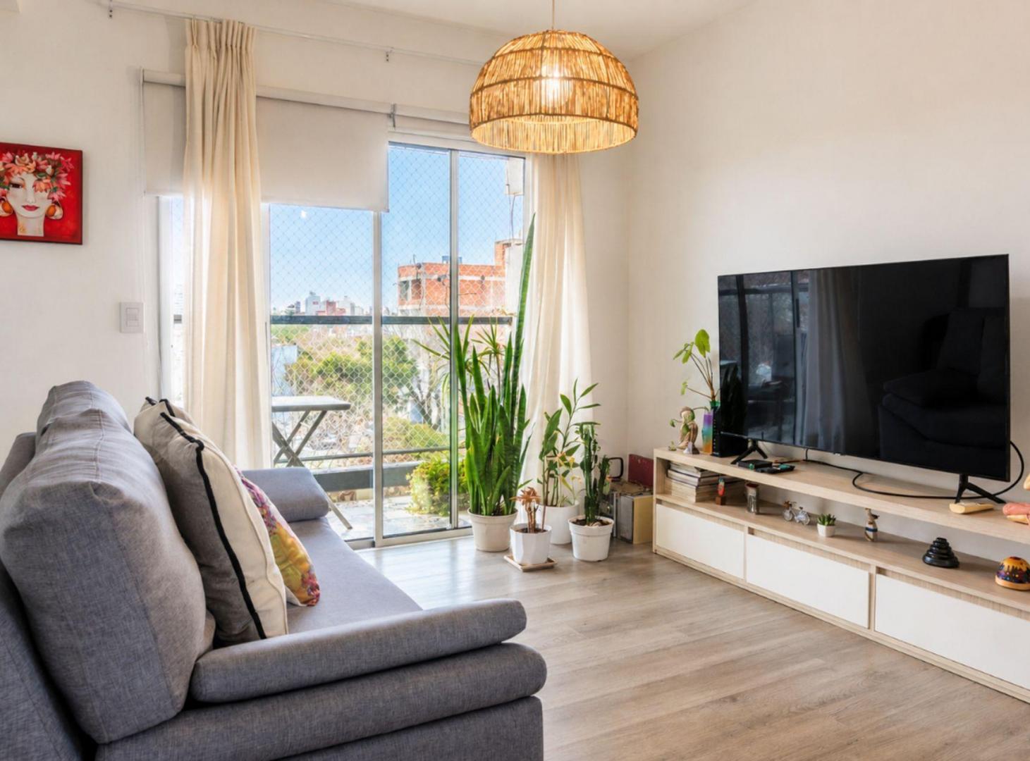 Foto de SEMIPISO EN VENTA LA PLATA 1/2 DORMITORIOS COCHERA, imagen 4