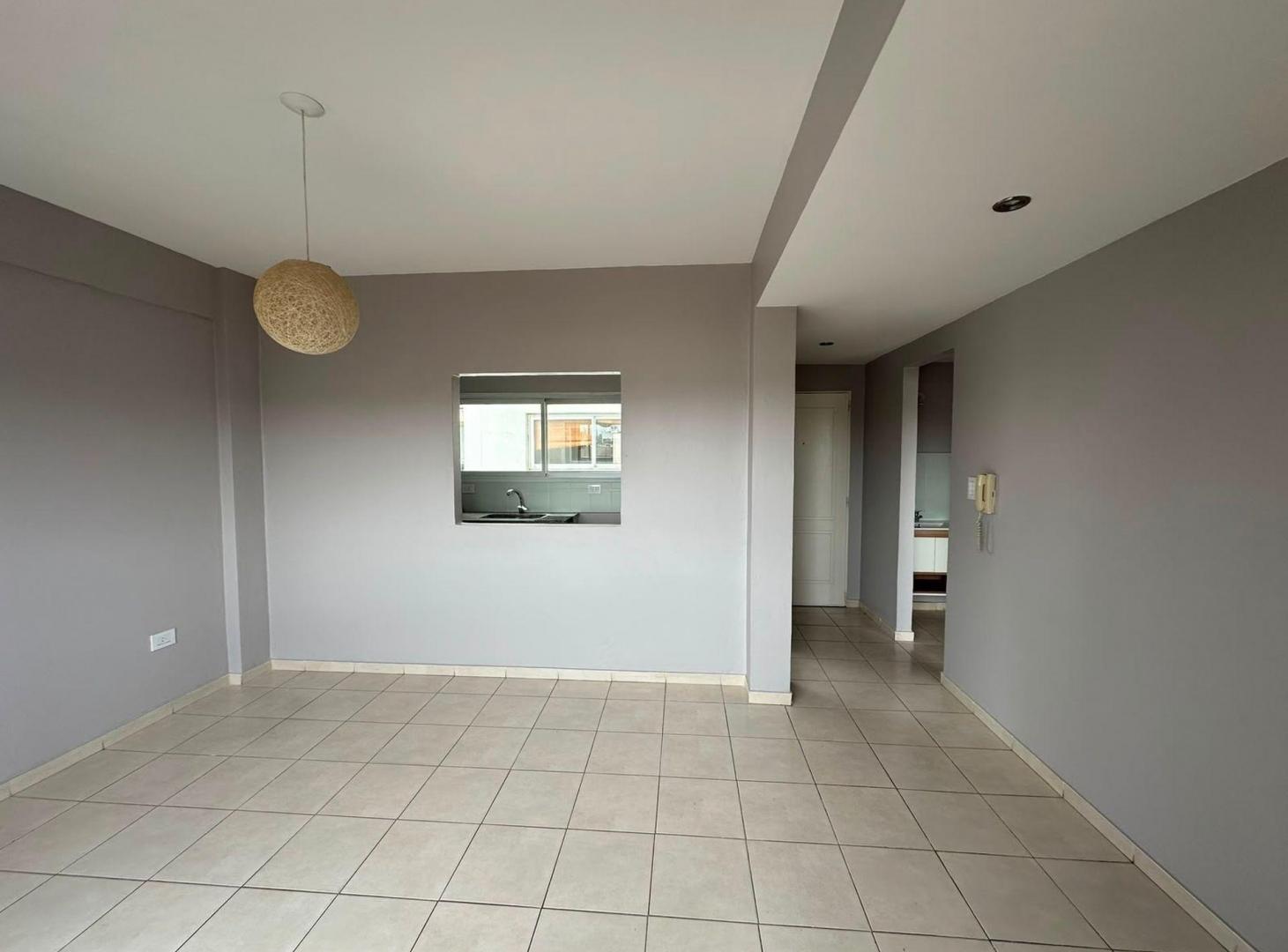 Foto de DEPARTAMENTO EN VENTA LA PLATA 1 DORMITORIO BALCON, imagen 5