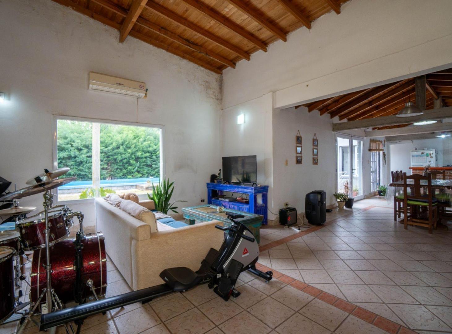 Foto de CASA EN VENTA VILLA ELISA 3 DORMITORIOS PILETA, imagen 3