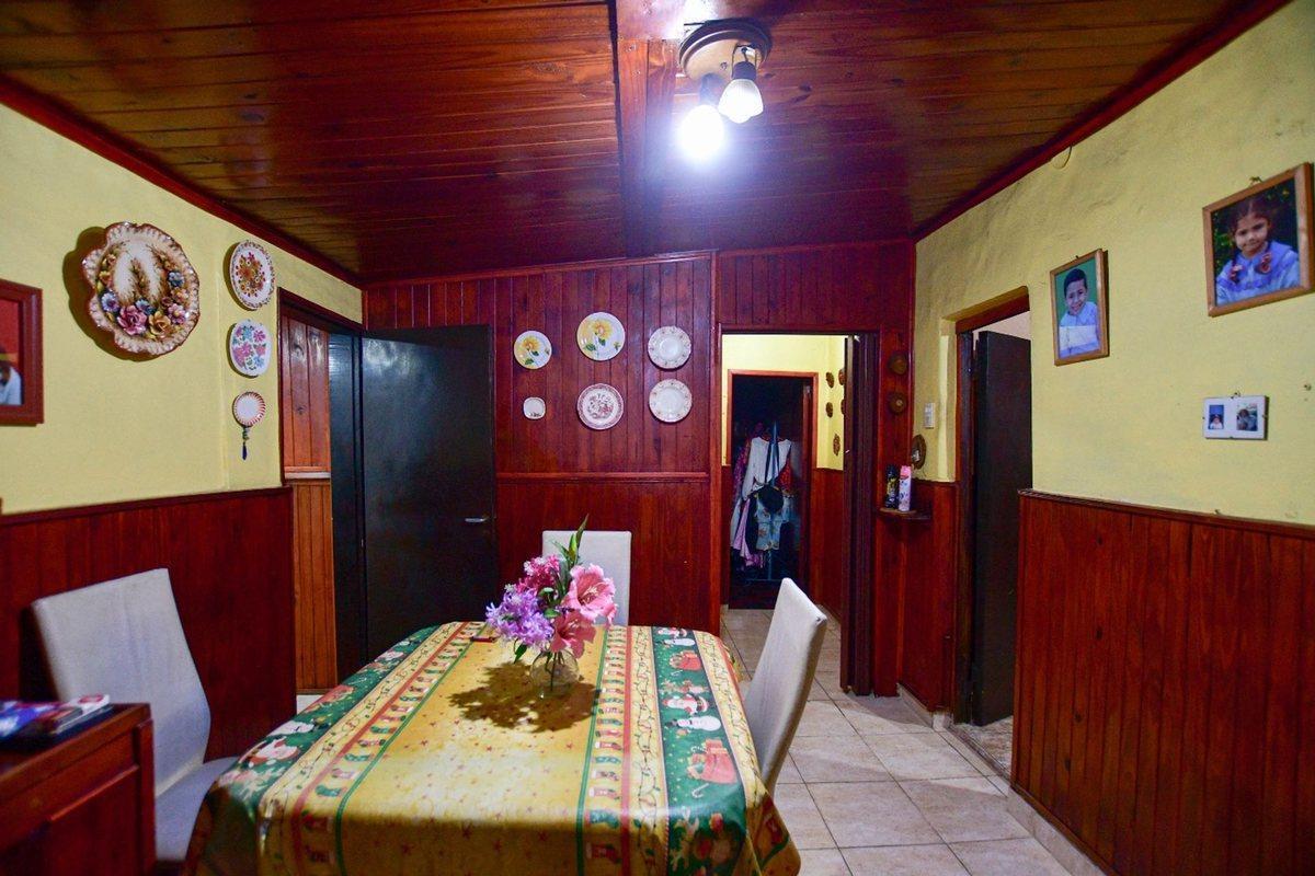 Foto de CASA EN VENTA LA PLATA 2 DORMITORIOS PATIO, imagen 2