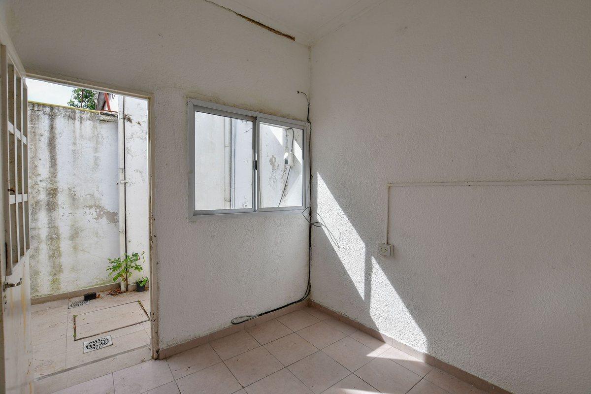 Foto de PH EN VENTA TOLOSA 2 DORMITORIOS CON PATIO, imagen 3