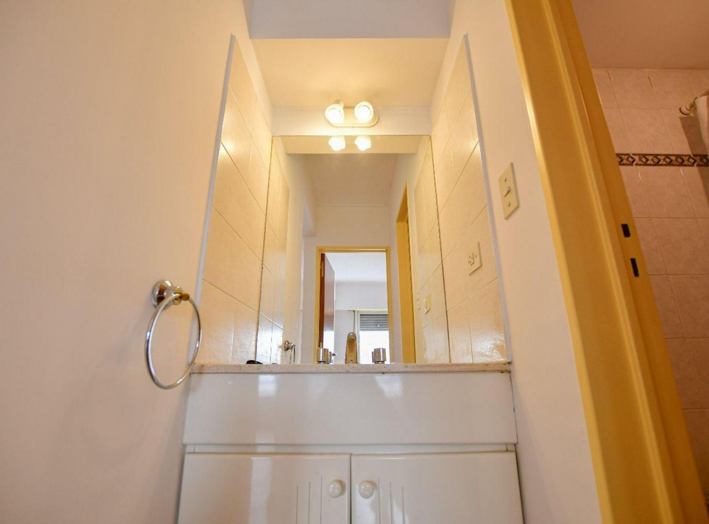 Foto de DEPARTAMENTO EN VENTA EN LA PLATA CON COCHERA, imagen 5