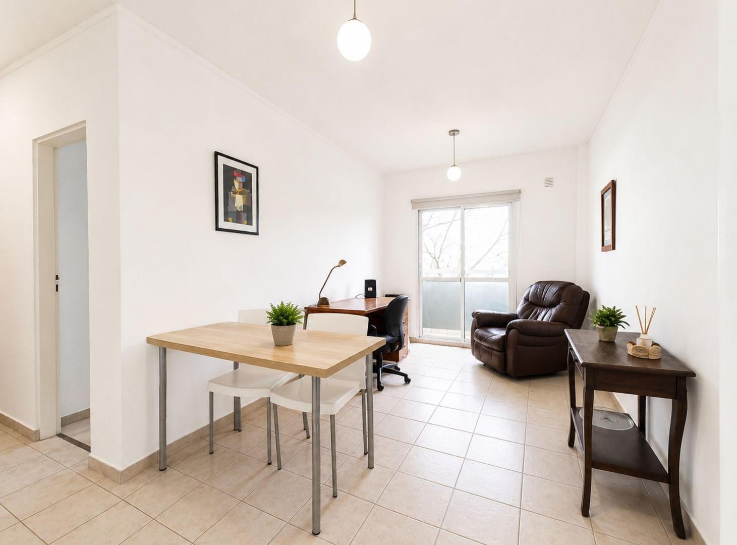 Foto de DEPARTAMENTO VENTA LA PLATA 1 DORMITORIO Y COCHERA, imagen 5