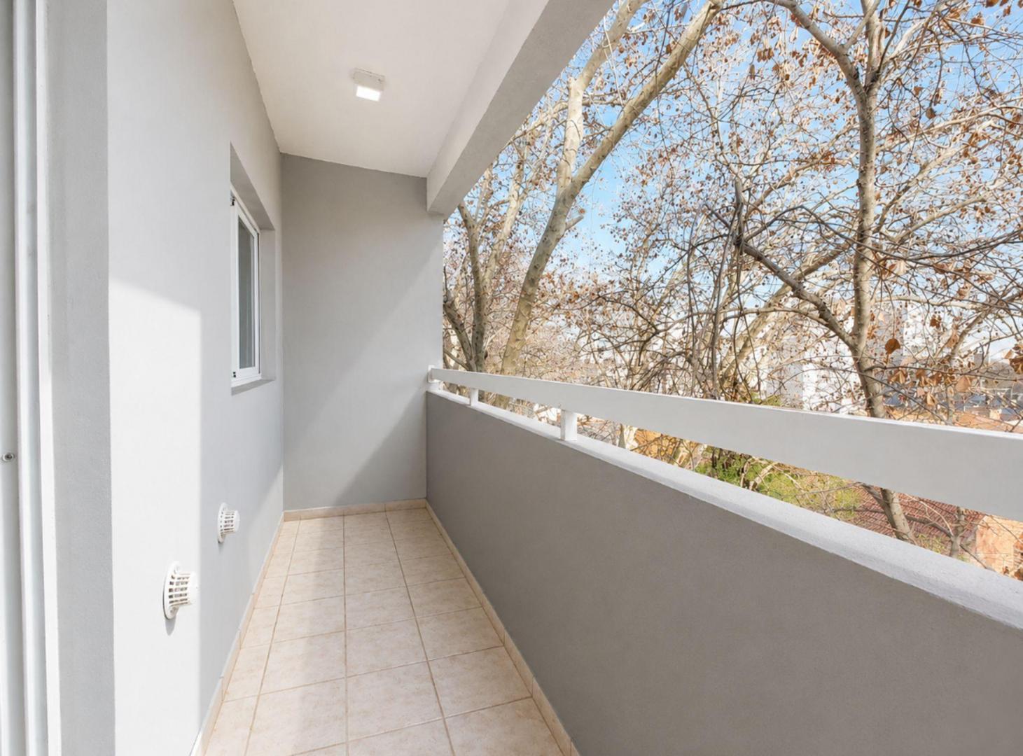 Foto de DEPARTAMENTO VENTA LA PLATA 1 DORMITORIO Y COCHERA, imagen 3
