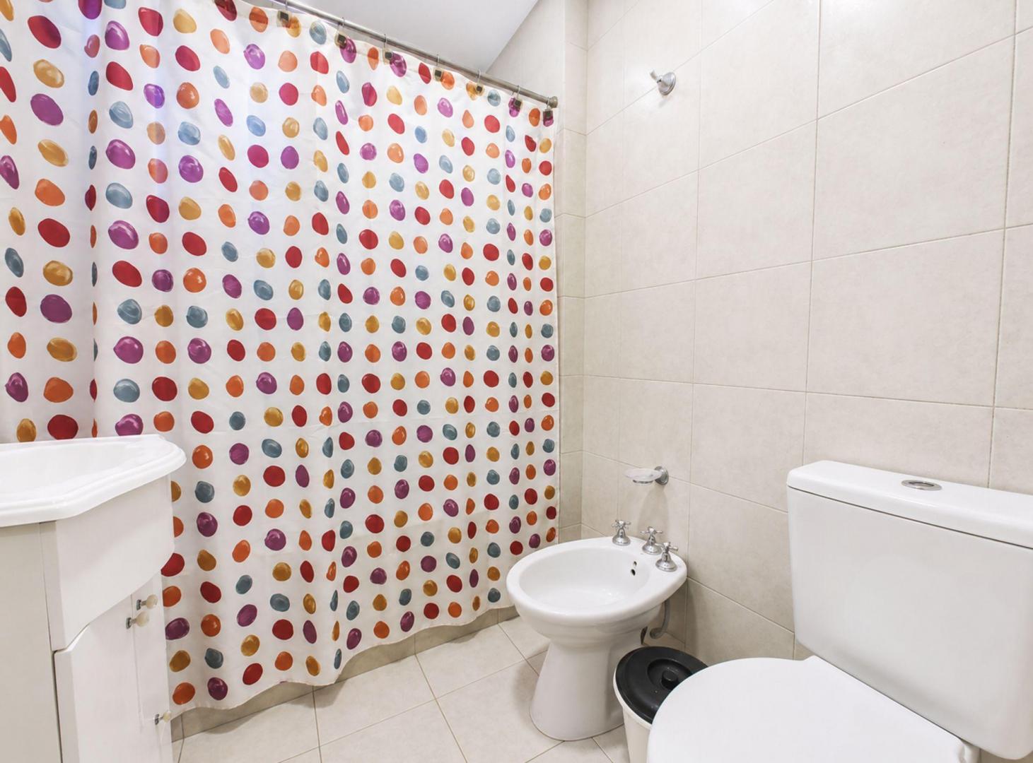 Foto de DEPARTAMENTO VENTA LA PLATA 1 DORMITORIO Y COCHERA, imagen 4