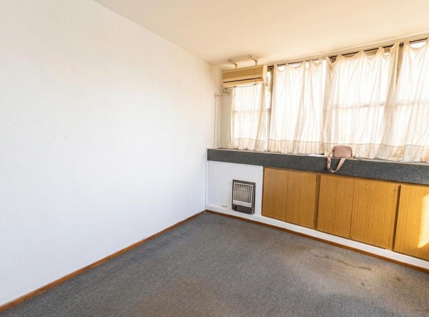 Foto de OFICINA EN VENTA LA PLATA, imagen 3