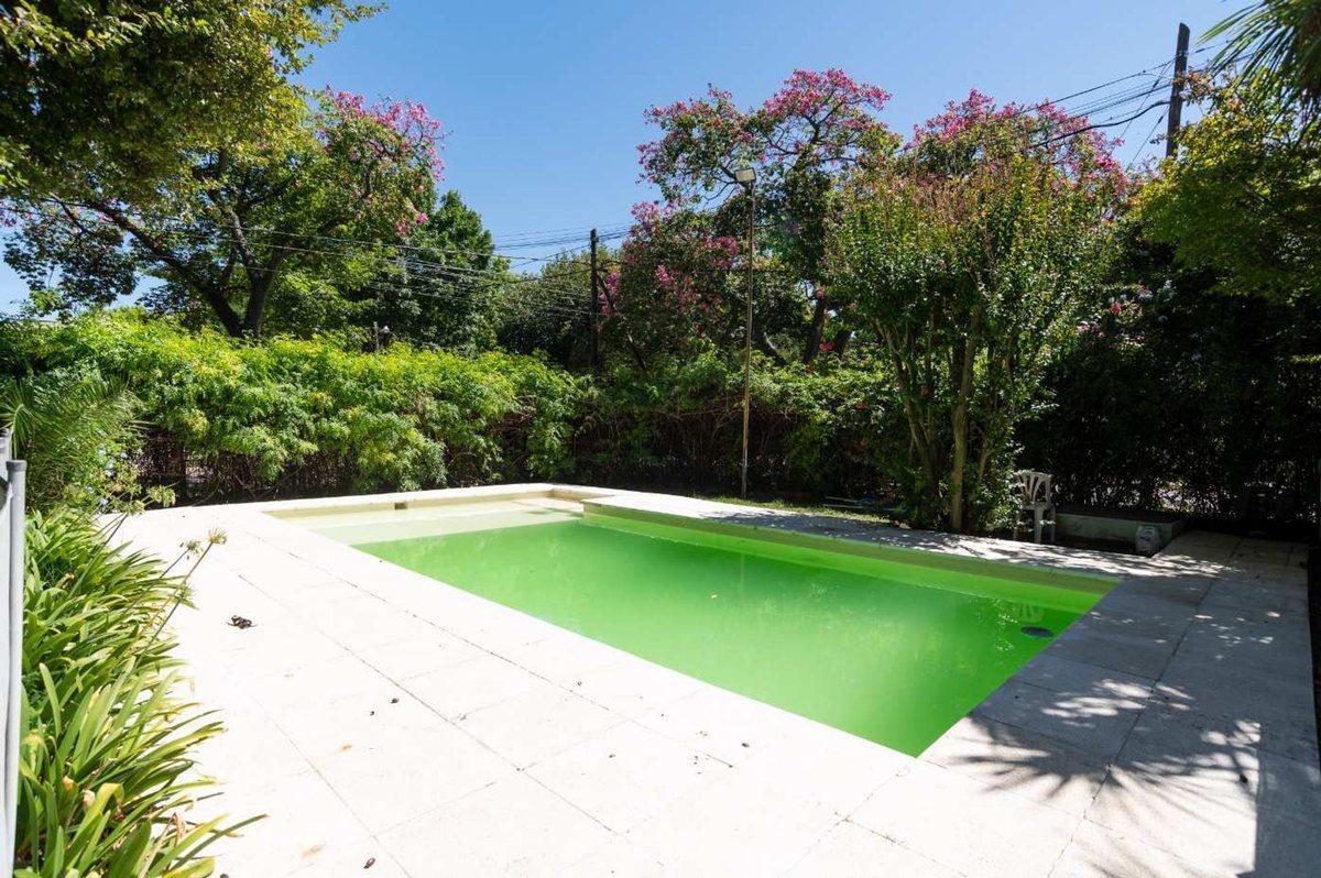 Foto de CASA EN VENTA CITY BELL 4 DORMITORIOS PILETA, imagen 1