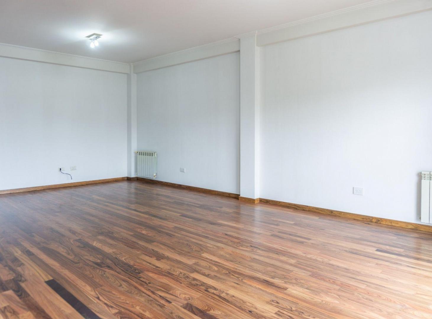 Foto de DEPARTAMENTO EN ALQUILER LA PLATA 2 COCHERAS, imagen 2