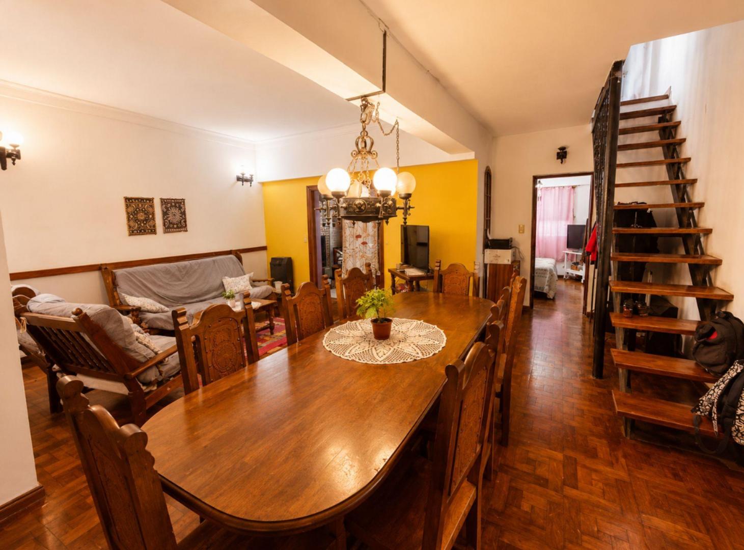Foto de CASA EN VENTA LA PLATA 3 DORMITORIOS + LOCAL, imagen 1