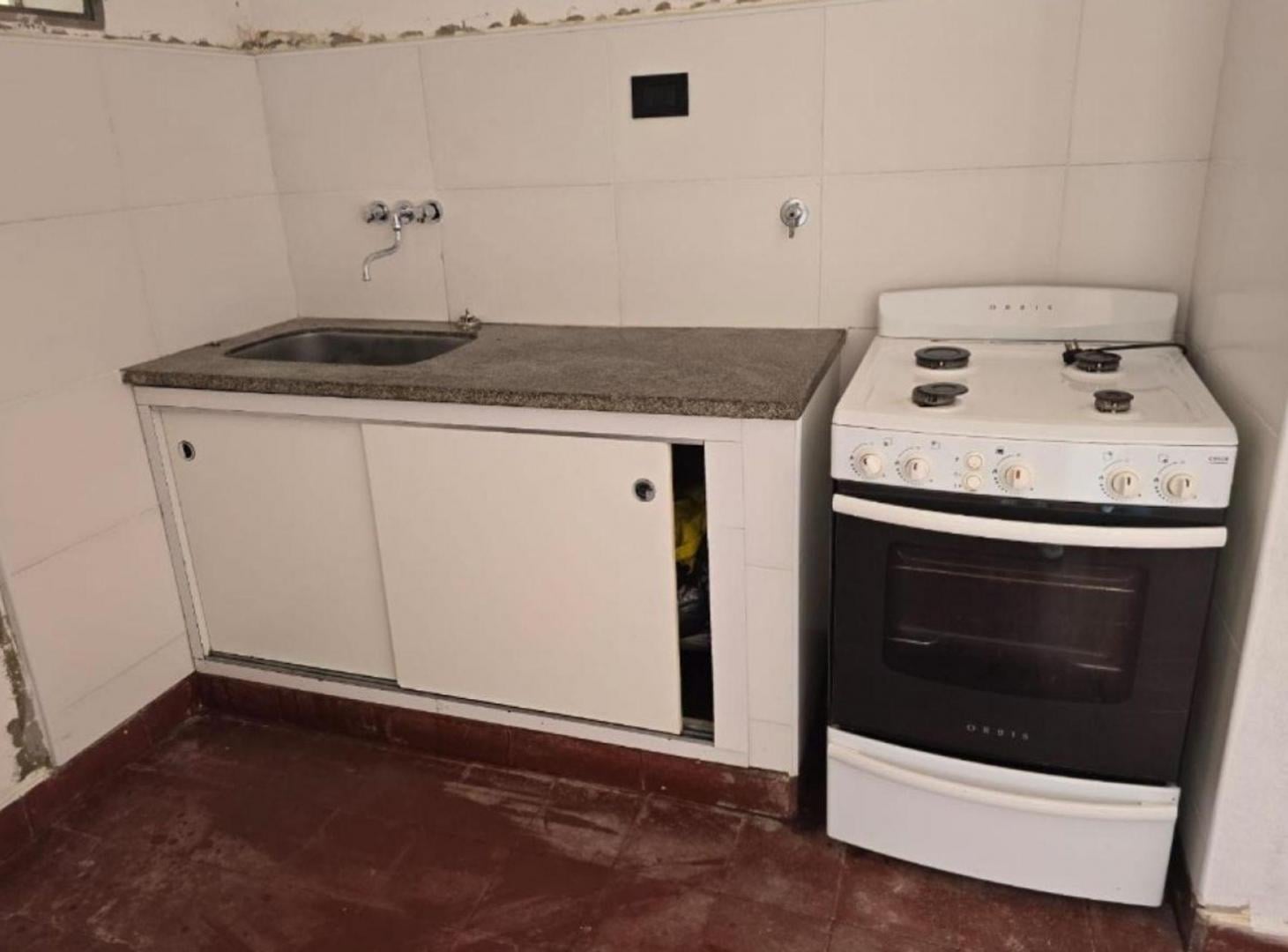 Foto de CASA EN VENTA LA PLATA 2 DORMITORIOS, imagen 3