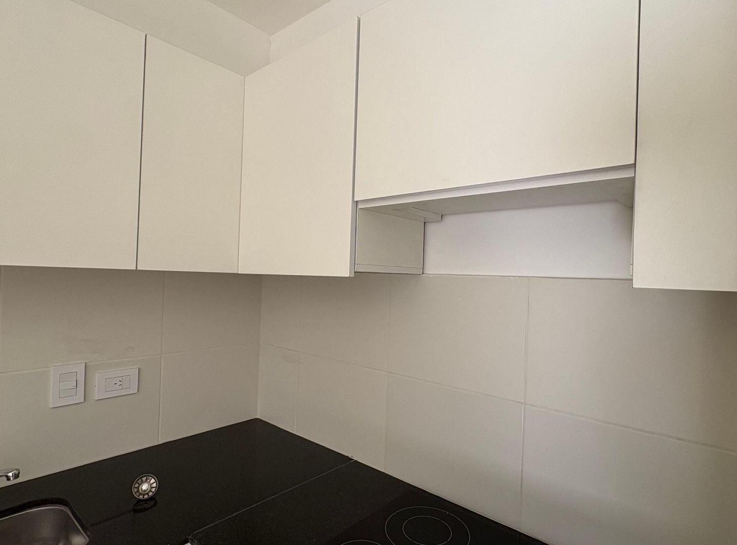 Foto de DEPARTAMENTO VENTA LA PLATA 2 DORMITORIOS COCHERA, imagen 2