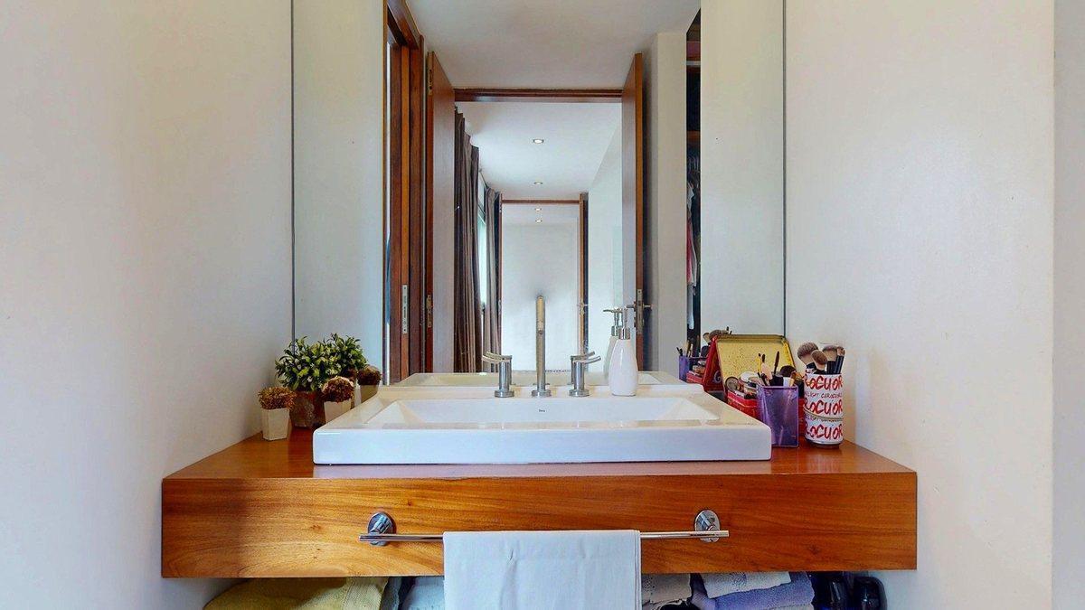 Foto de CASA EN VENTA LA PLATA GONNET 4 DORMITORIOS, imagen 4