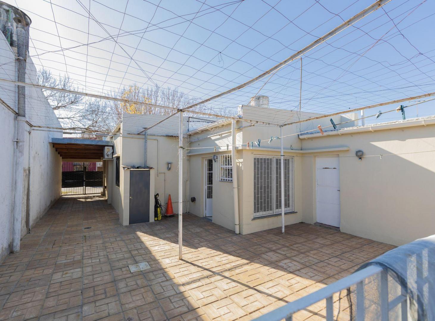 Foto de LOTE EN VENTA LA PLATA CON CONSTRUCCION, imagen 4