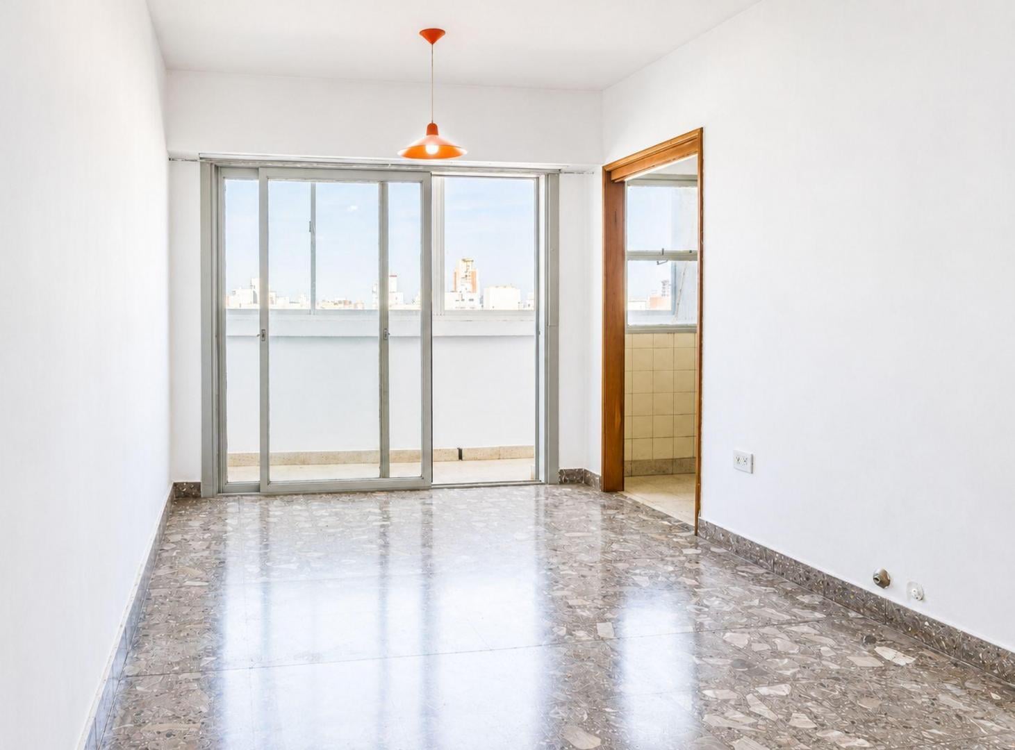 Foto de Departamento venta La Plata. 2 dormitorios, balcón, imagen 2