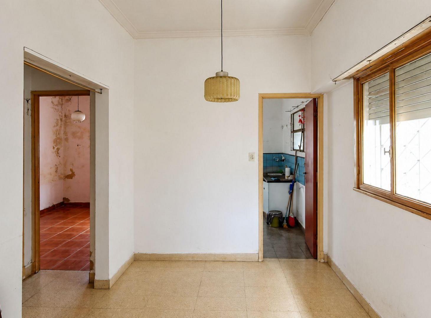 Foto de PH EN VENTA AL FRENTE EN LA PLATA CON PATIO, imagen 4