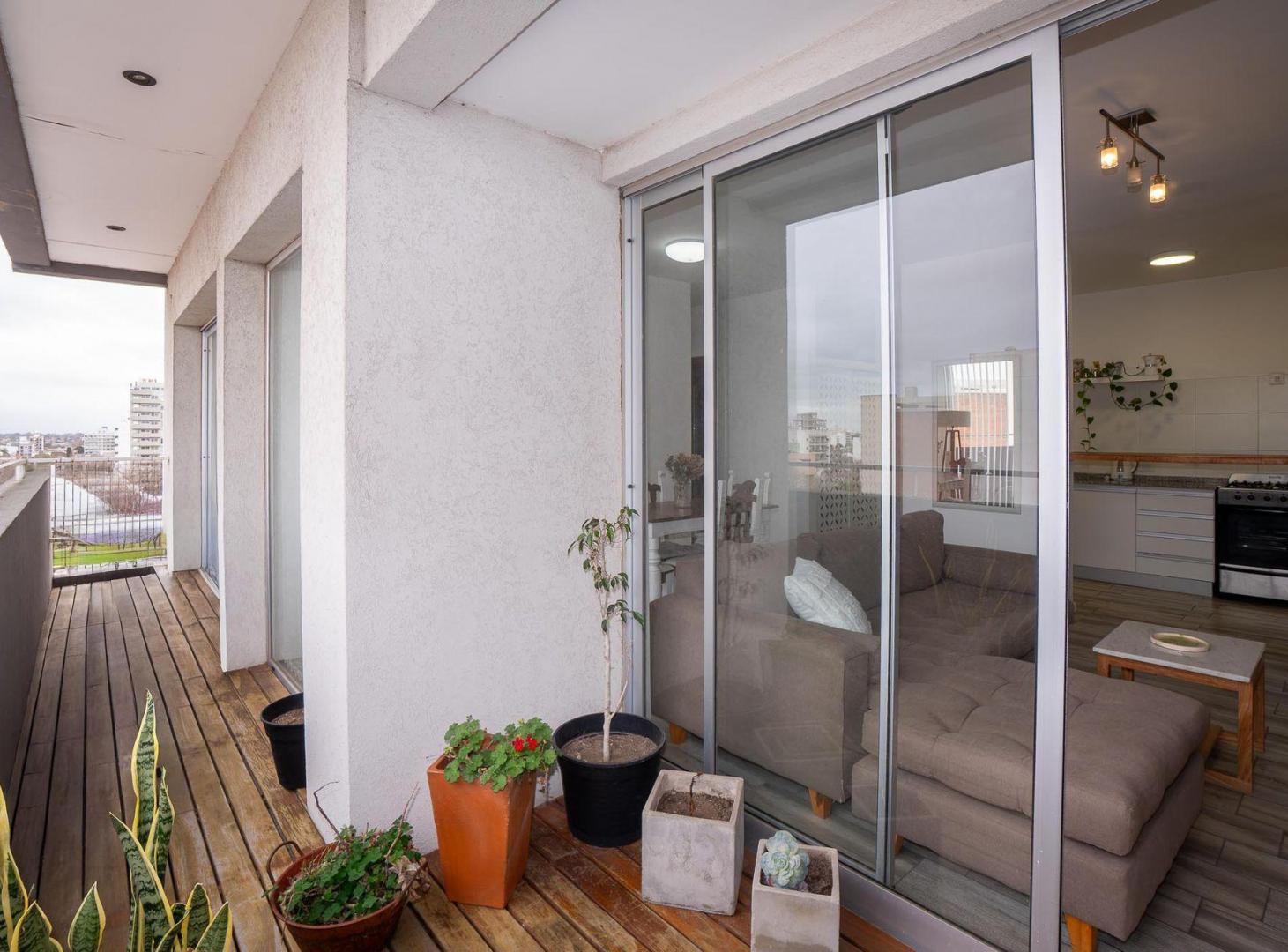 Foto de DEPARTAMENTO VENTA LA PLATA 1 DORMITORIO COCHERA, imagen 5