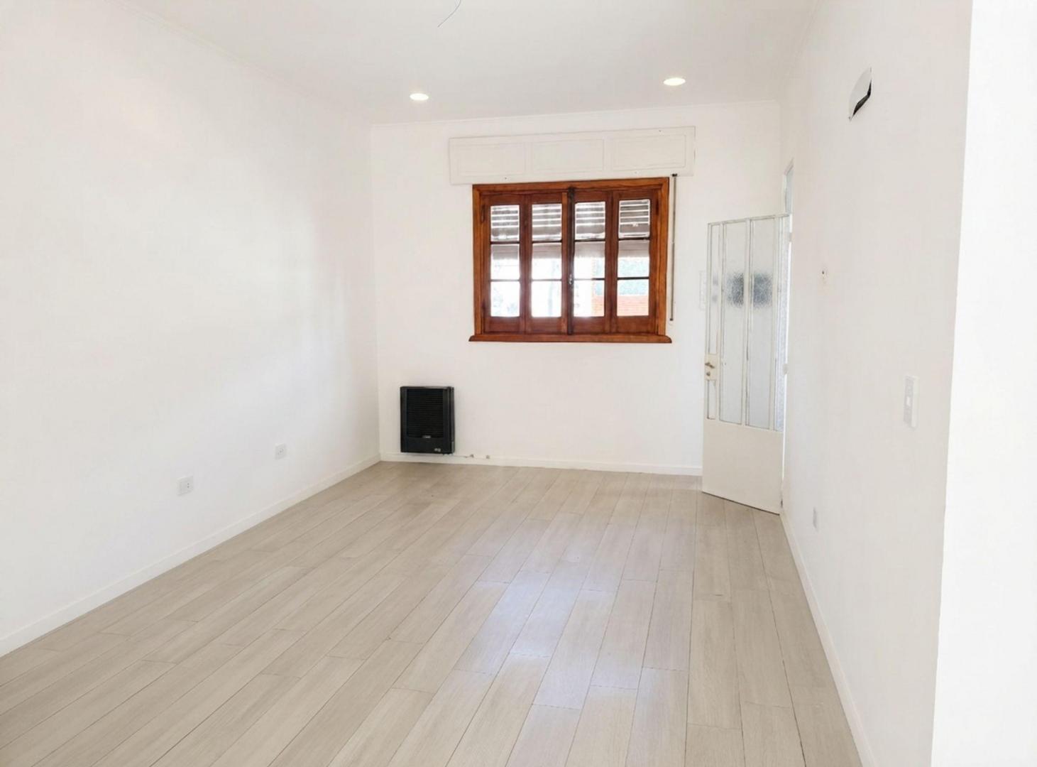 Foto de CASA EN VENTA LA PLATA RECICLADA A NUEVO, imagen 3