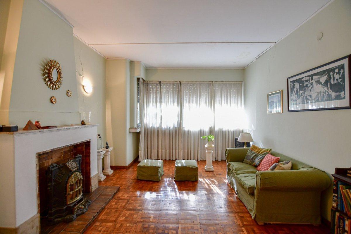 Foto de PH EN VENTA LA PLATA 4 DORMITORIOS APTO BANCO, imagen 2