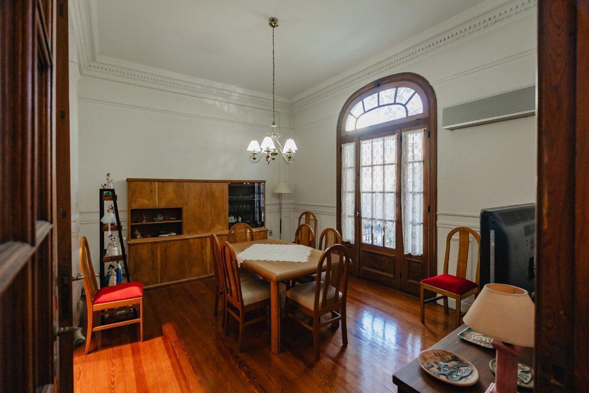 Foto de Departamento Piso en Venta Monserrat 6 Ambientes, imagen 4