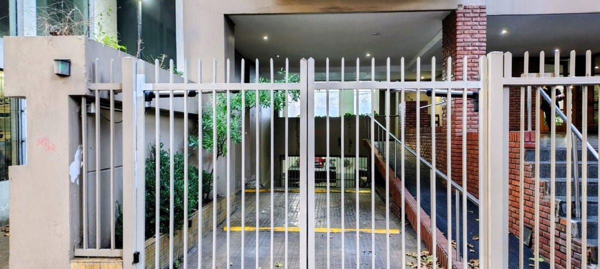 Foto de COCHERA CUBIERTA EN VENTA LA PLATA CENTRO, imagen 4