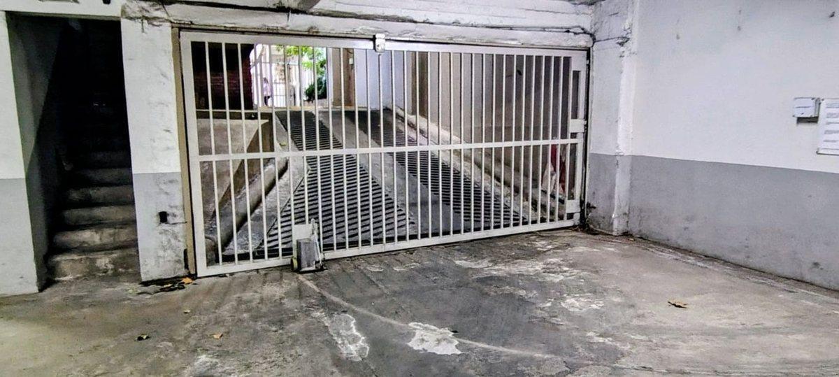 Foto de COCHERA CUBIERTA EN VENTA LA PLATA CENTRO, imagen 2