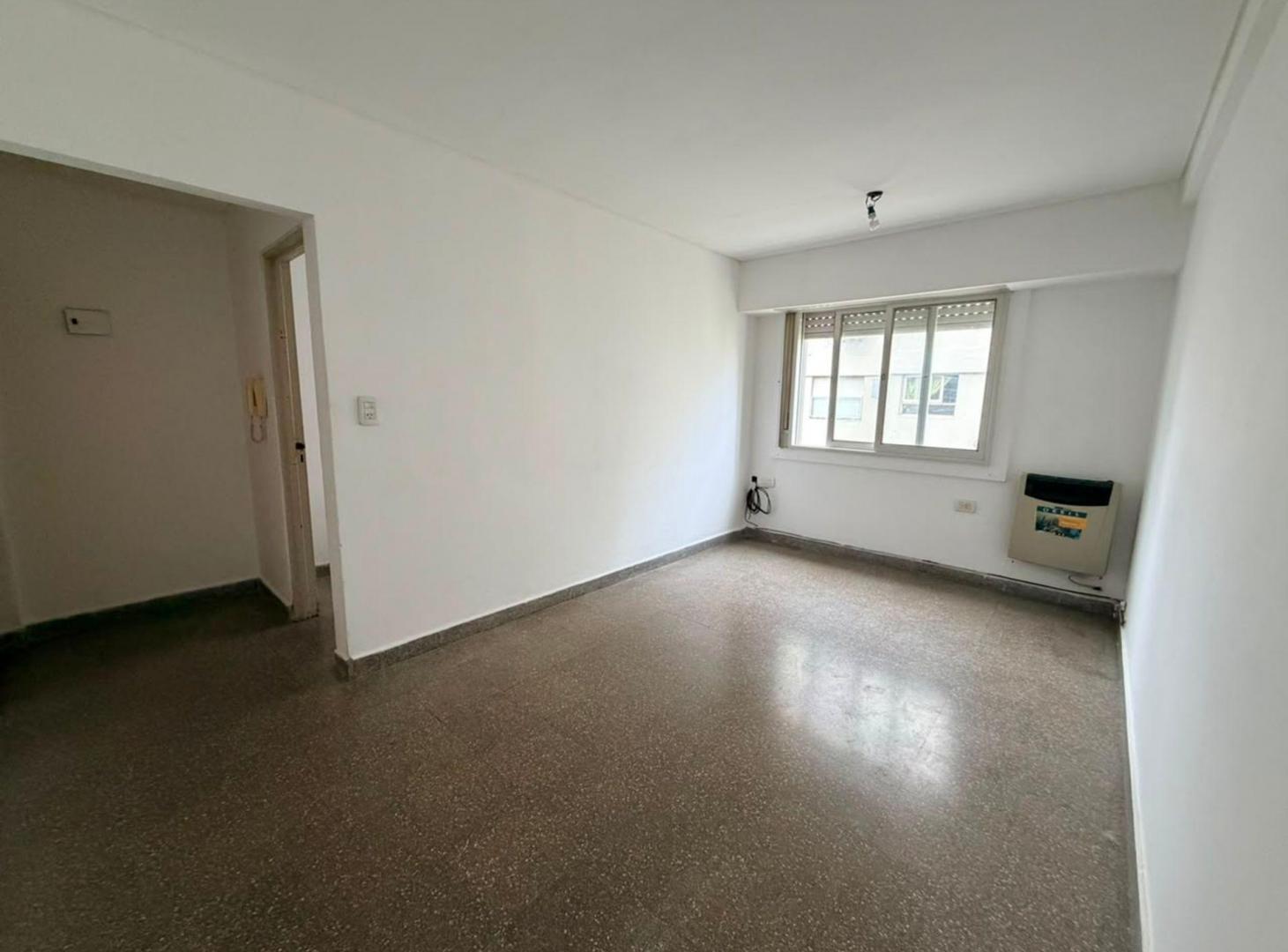 Foto de DEPARTAMENTO ALQUILER LA PLATA 1 DORMITORIO GARAJE, imagen 1