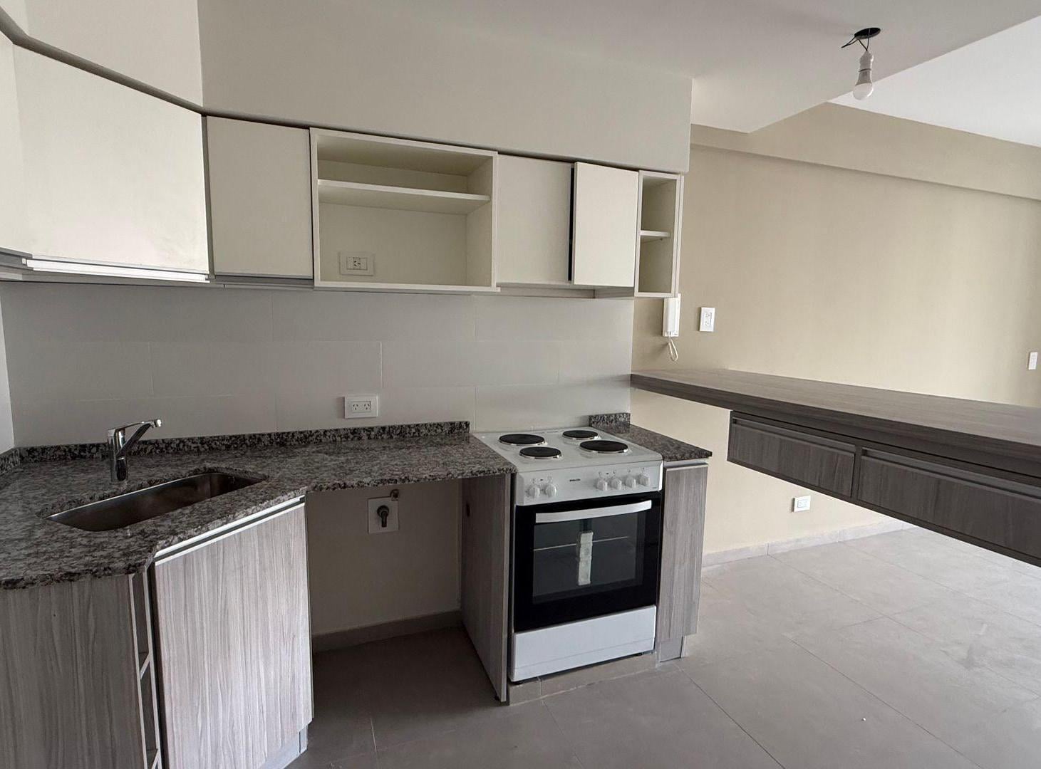 Foto de DEPARTAMENTO VENTA ALMAGRO 1 AMBIENTE BALCON, imagen 3