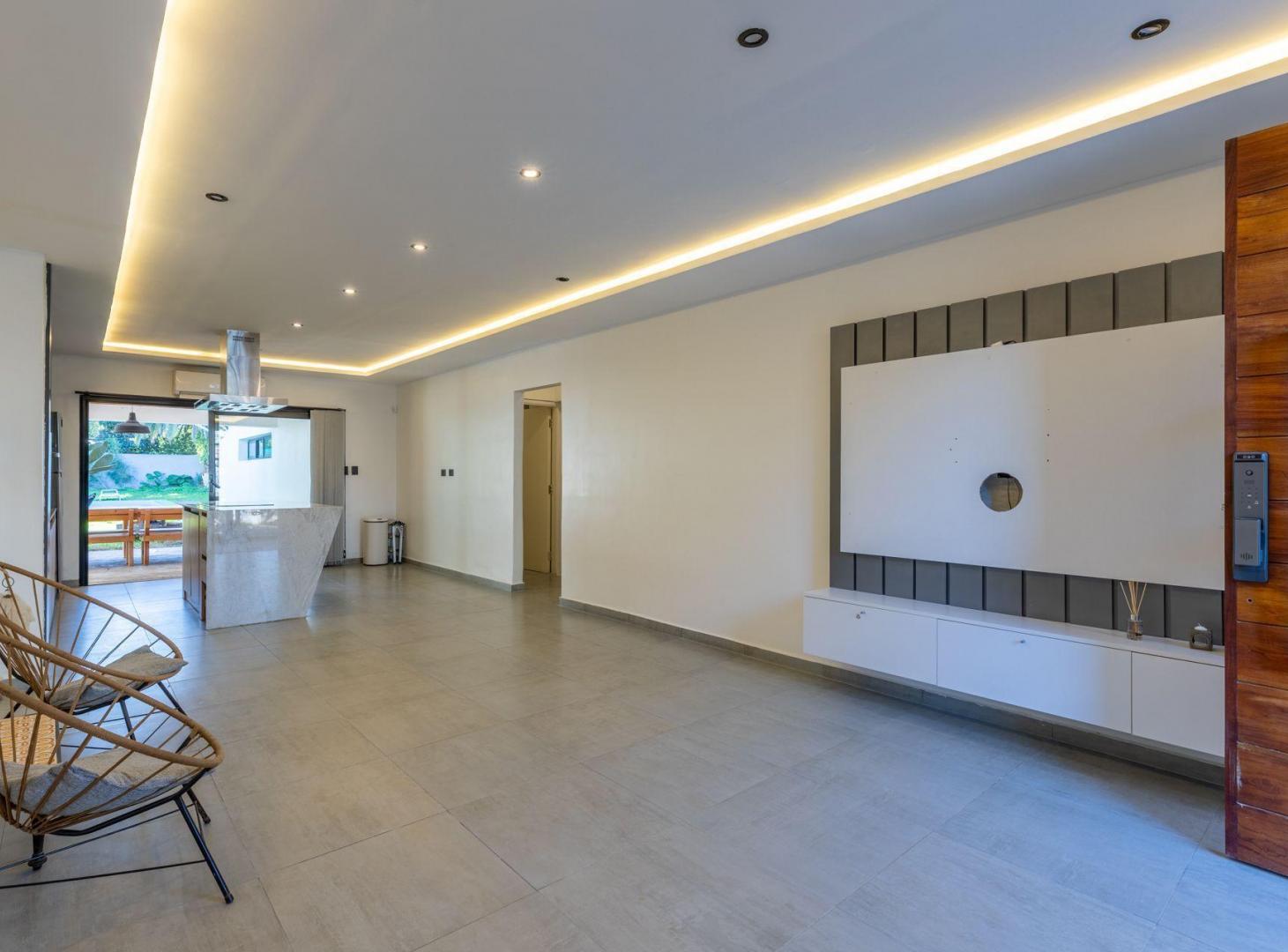 Foto de CASA VENTA CITY BELL 2 DORMITORIOS PILETA PARQUE, imagen 1