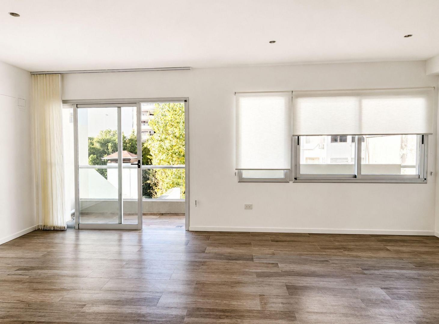 Foto de DEPARTAMENTO EN VENTA LA PLATA SEMIPISO CATEGORIA, imagen 2