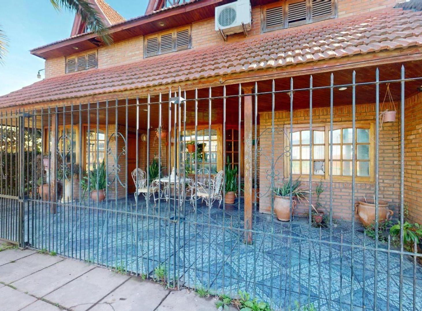 Foto de CASA EN VENTA BOSQUES 4 DORMITORIOS, imagen 3