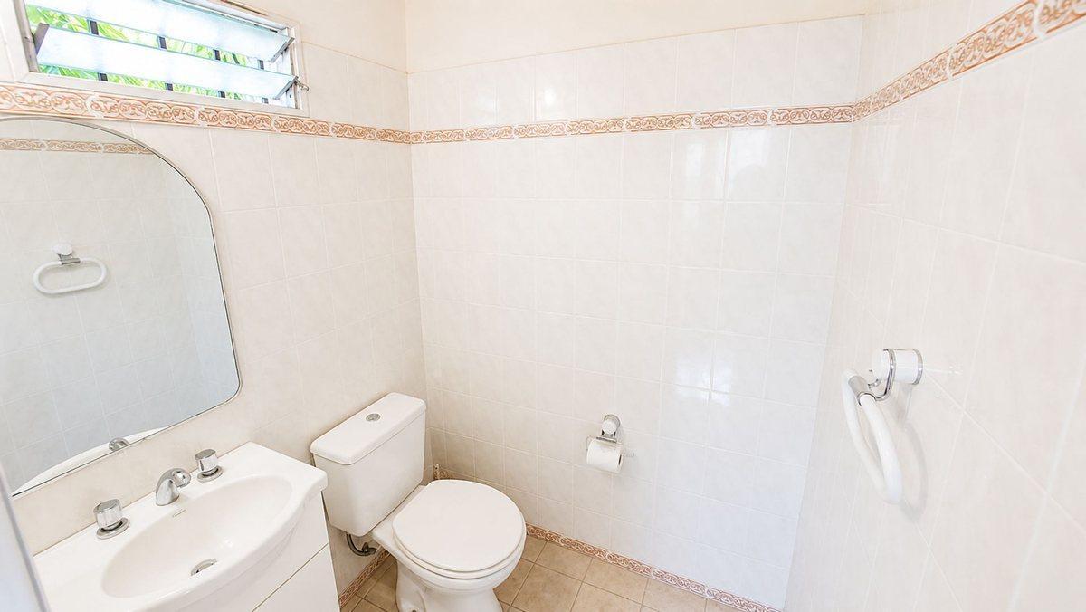 Foto de CASA EN VENTA LOS HORNOS - LA PLATA, imagen 5