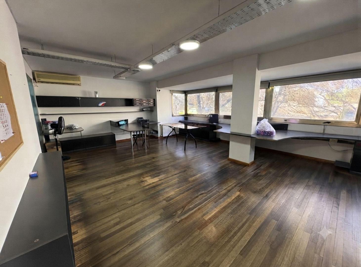 Foto de OFICINA Y LOCAL CON COCHERAS VENTA LA PLATA, imagen 5