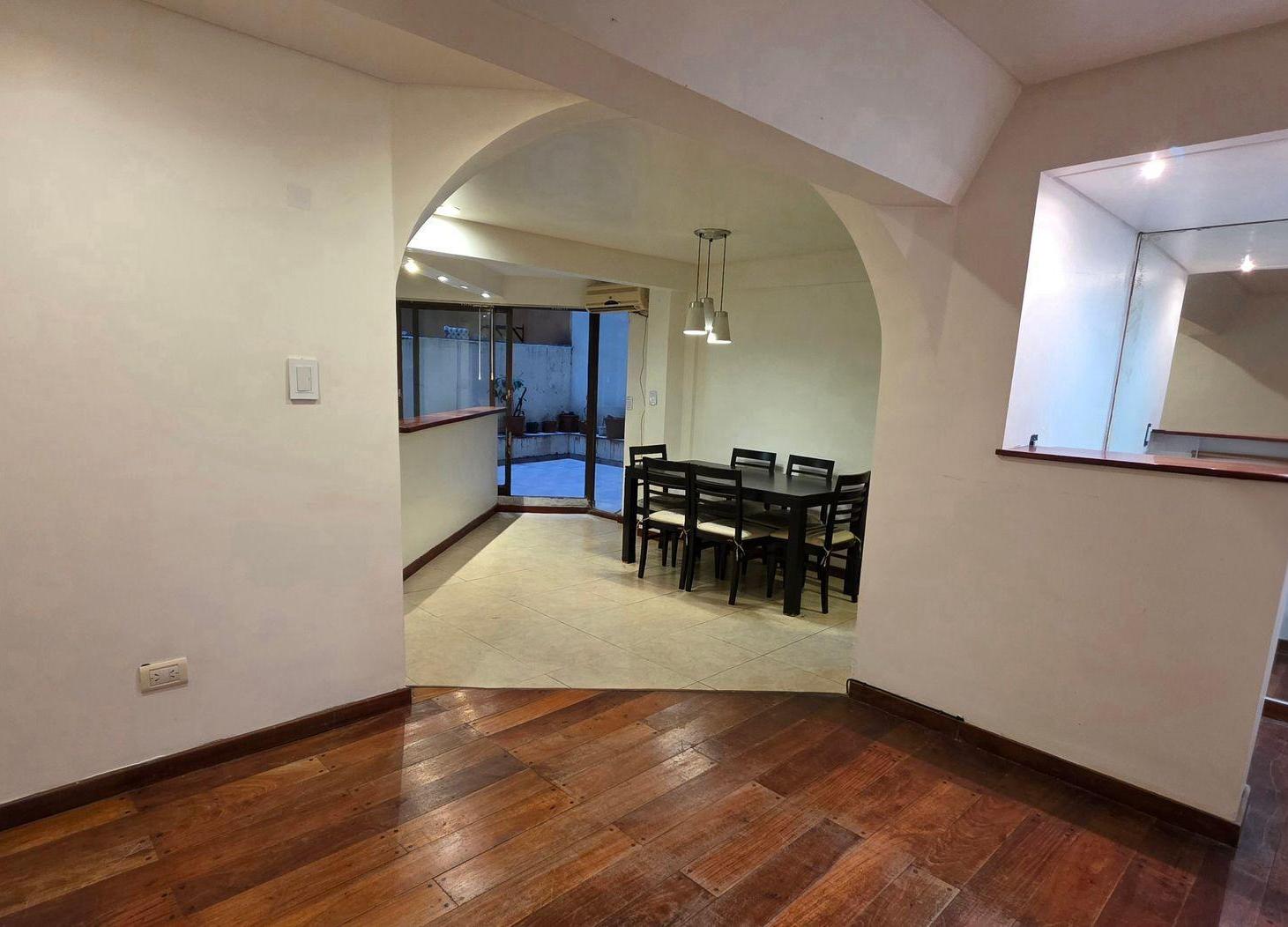 Foto de DEPARTAMENTO EN VENTA CABA CON DEPENDENCIA Y PATIO, imagen 1